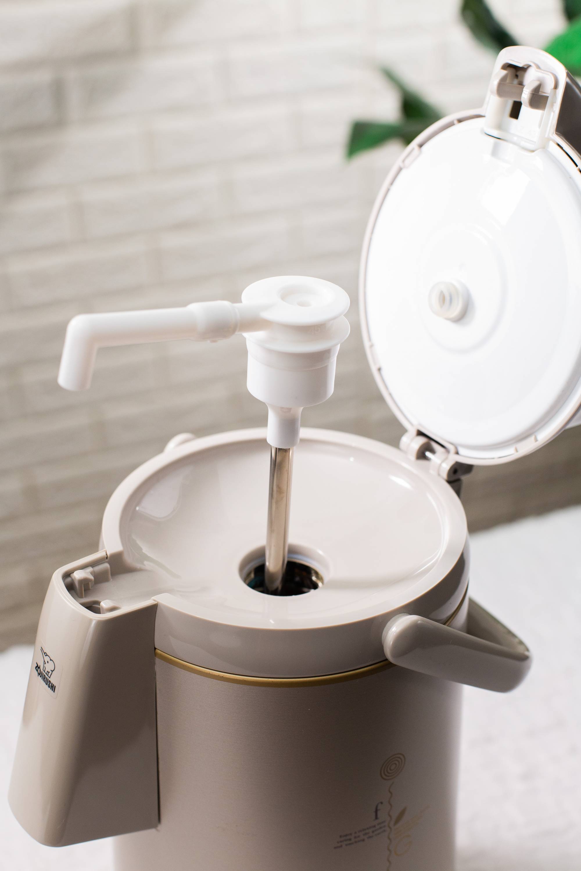 ZOJIRUSHI 3L GLASS LINED AIR POT VRKE30NTK