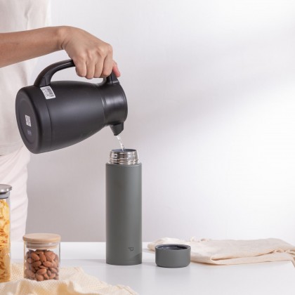 ZOJIRUSHI 600ML S/S TWIST OPEN MUG - SM-GA-60 ZOJIRUSHI 600ML S/S TWIST OPEN MUG - SM-GA-60